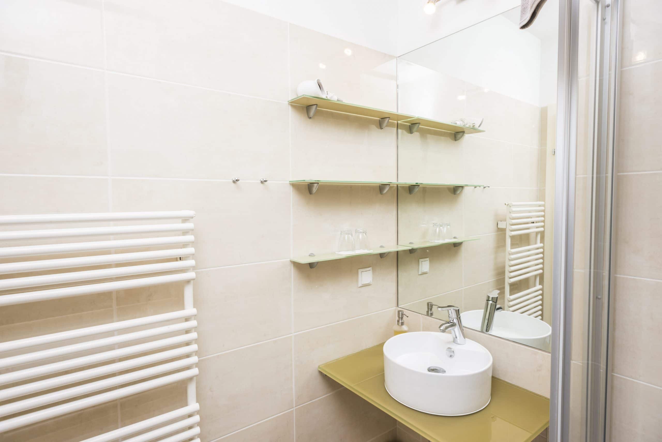 Apartment 5 bathrooms with heated towel rail